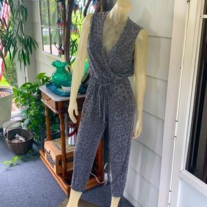 Anthropologie Sundry Gray Leopard Print Jumpsuit